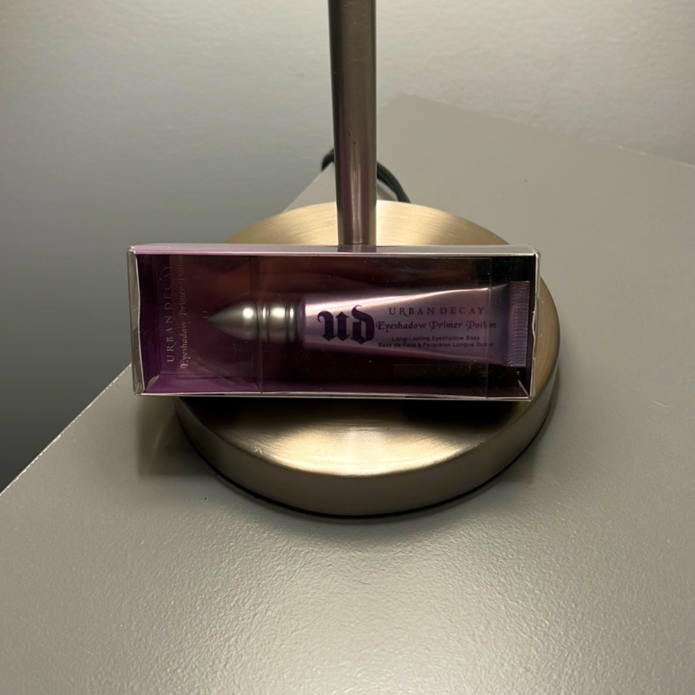 urban decay eyeshadow primer potion